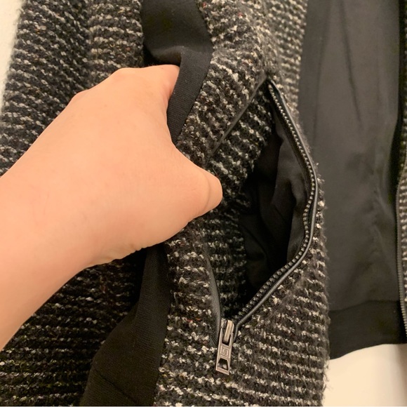 Liz Claiborne Zip Jacket in Size L - Picture 8 of 13